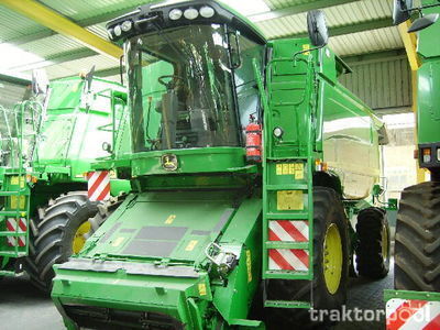 зерноуборочный комбайн John Deere 9640  WTS