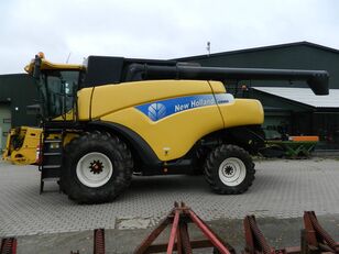 зерноуборочный комбайн New Holland CR 980