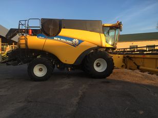 зерноуборочный комбайн New Holland CR9080